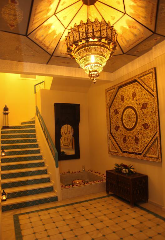Palais Du Calife Riad Spa & Clubbing (Adults Only) Tanger Exterior foto
